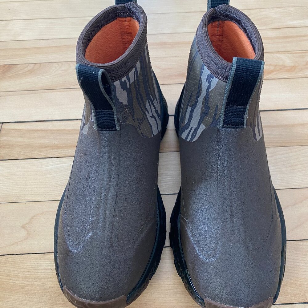Muck ankle boots